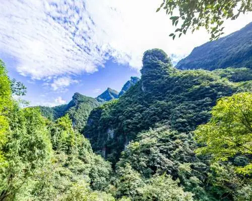 Small Group Study Tour | Baiheliang Underwater Museum + Unlock the 816 Nuclear Power Project + Wuling Mountain | Includes guided tour + 2-8 person group all-inclusive one-day tour