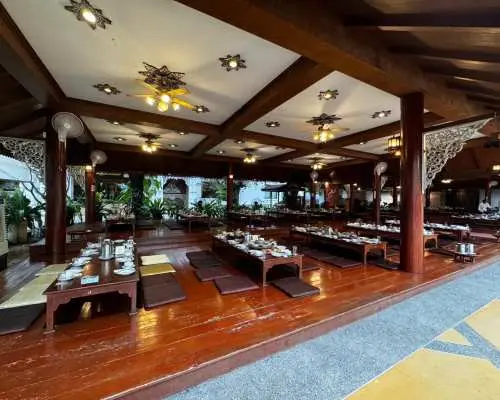 Chiang Mai, Thailand | Khum Khantoke Royal Dining Cultural Performance & Dinner | Northern Thai Cuisine | The King's "Royal Banquet" | An Immersive Experience of Lanna Dynasty Culture and Respectful Hospitality | Taiwanese Style | Traditional Classic Feast + Dance Performance