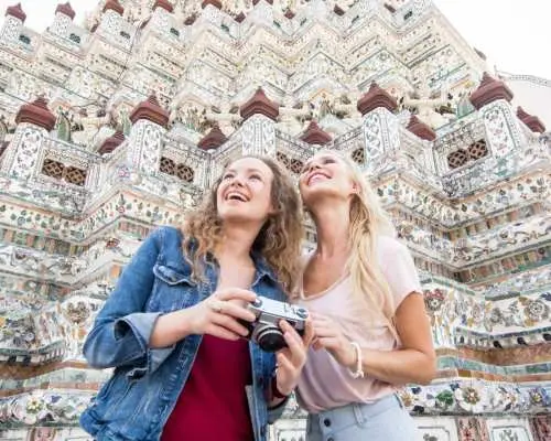 Wat Arun Traditional Thai Costume | Bangkok