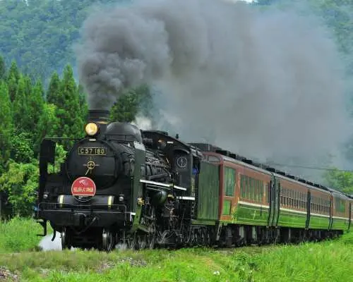 【紅葉列車巡り】トロッコ電車＆黒部峡谷＆只見線含む5つのローカル鉄道満喫の旅３日間【大阪発】