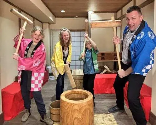 大阪 Oh Mochi 日本文化体験 餅つき体験