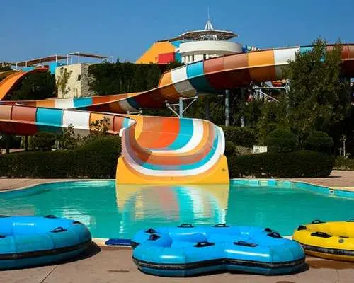 Makadi Water World Tour with Hotel Transfer, Drinks & Snacks