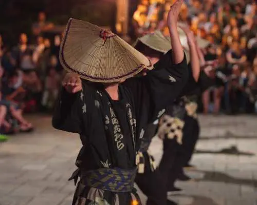 越中八尾「おわら風の盆」と五箇山「こきりこ踊り」 1泊2日観光ツアー（富山県富山市八尾）