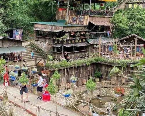 Private Car Transfer | Lao Cai Railway Station To Sapa (And Vice Versa)