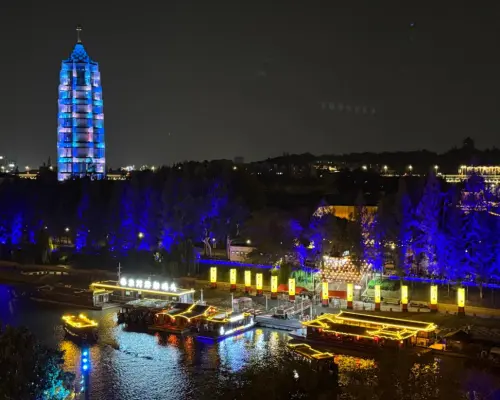 Nanjing Outer Qinhuai River | Enjoy a 30-minute tour of the ancient city of Jinling illuminated by lights and historical sites (day and night tours available)