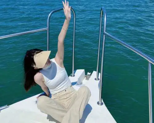 厦门帆海出海体验（帆船出海冲浪+免费升级帆艇+含意外险+赠送眼镜+防水袋+防晒袖套）