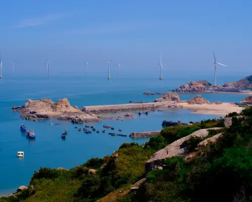 福建福州平潭岛纯享小团丨三坊七巷丨北部湾廊道丨海上观光·海坛 1 号游轮丨坛南湾丨赶海-自助烧烤/ 篝火丨【将军山-岚起山海图 丨长江澳风车田丨北港村丨3天2晚