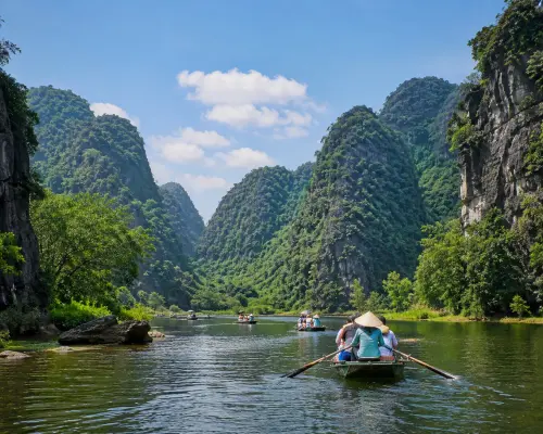 Private Car Charter to Ninh Binh from Hanoi | Same-day Round-trip