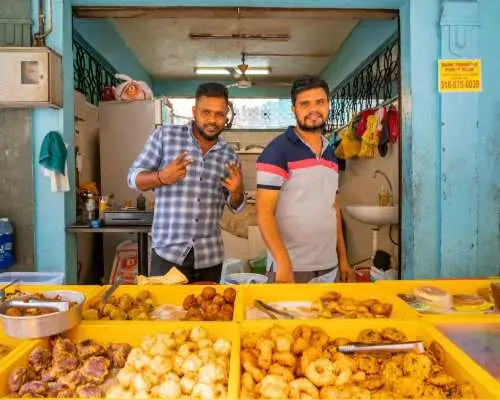 Singapore Chinatown, Little India and Local Flavours Guided Tour | Singapore