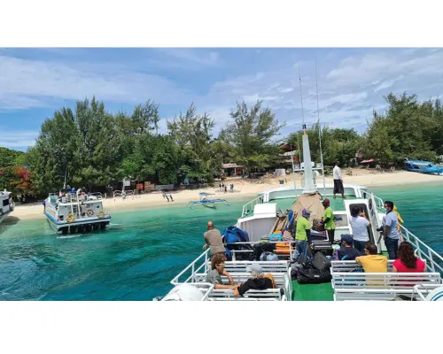Fast Boat Transfer : PADANGBAI to Gili Island & Lombok with OSTINA FAST BOAT