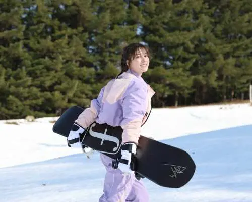 【首爾出發】小團制滑雪教學・入門體驗 1 日遊｜芝山滑雪場