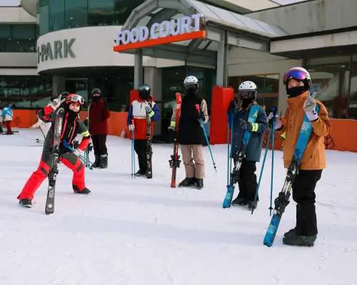 【首爾出發】小團制滑雪教學・入門體驗 1 日遊｜芝山滑雪場
