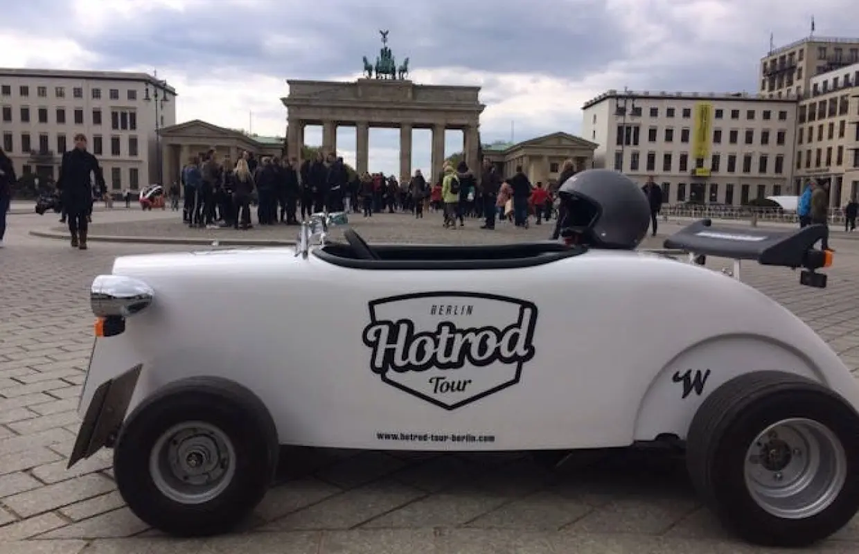 Guided 120 -minute Hot rod tour of Berlin