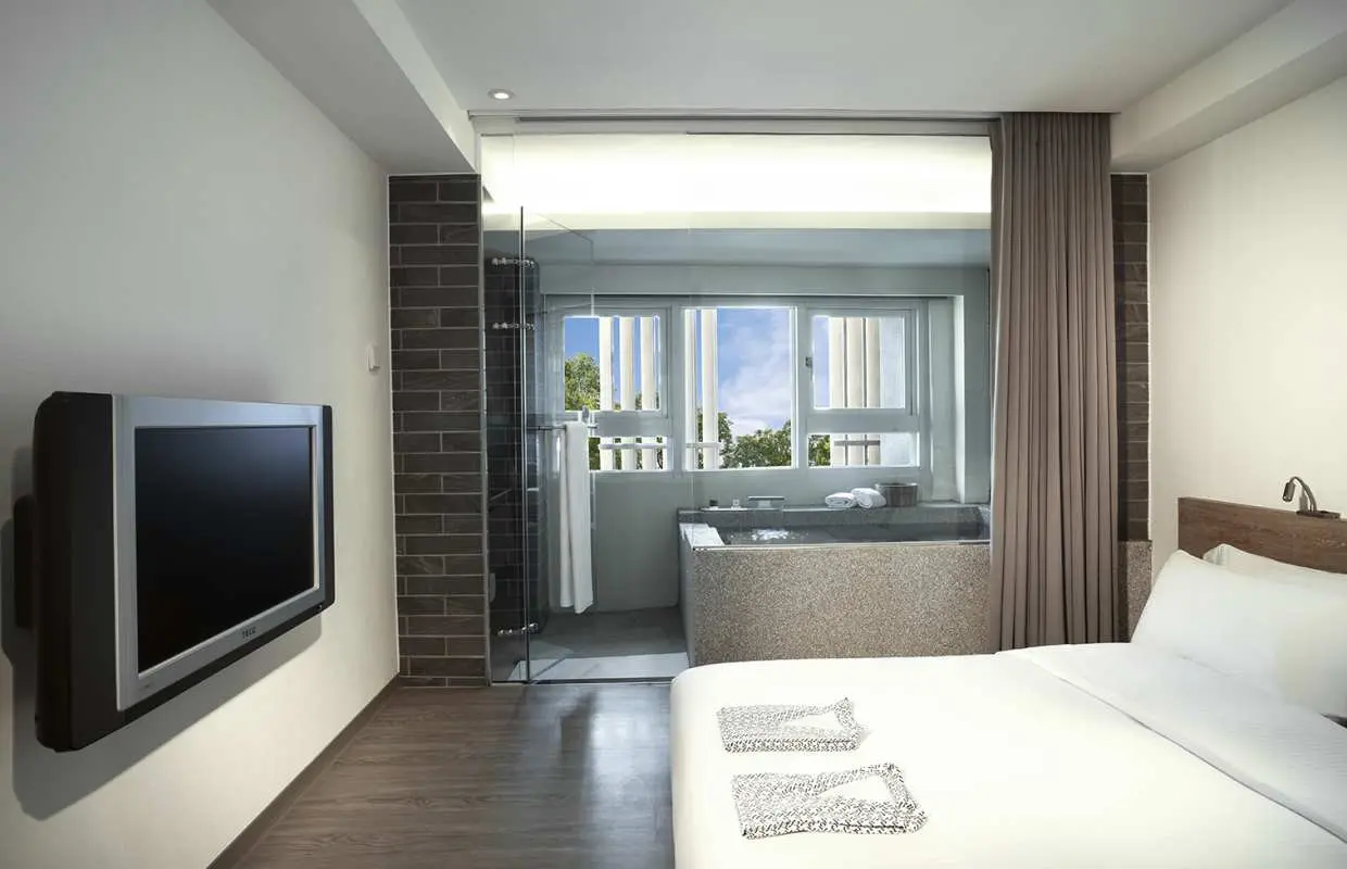 Purchase high-speed rail and Up to 25% Off ｜ Just Sleep Yilan Jiaoxi & high-speed rail round-trip ticket｜High-speed rail holiday｜Near Tangweigou Hot Spring Park