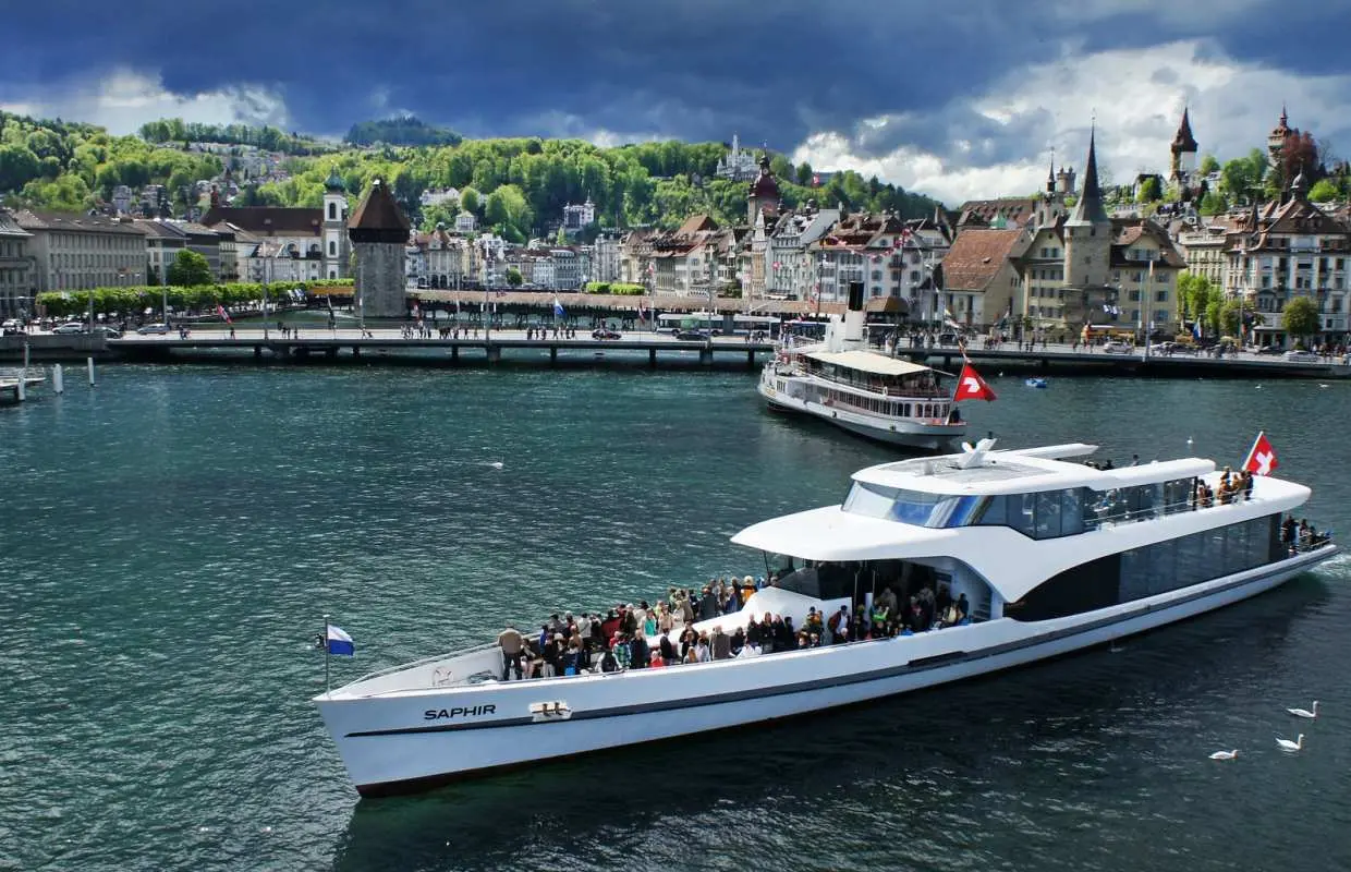 Lake Lucerne Panorama-Yacht Saphir Cruise | Switzerland