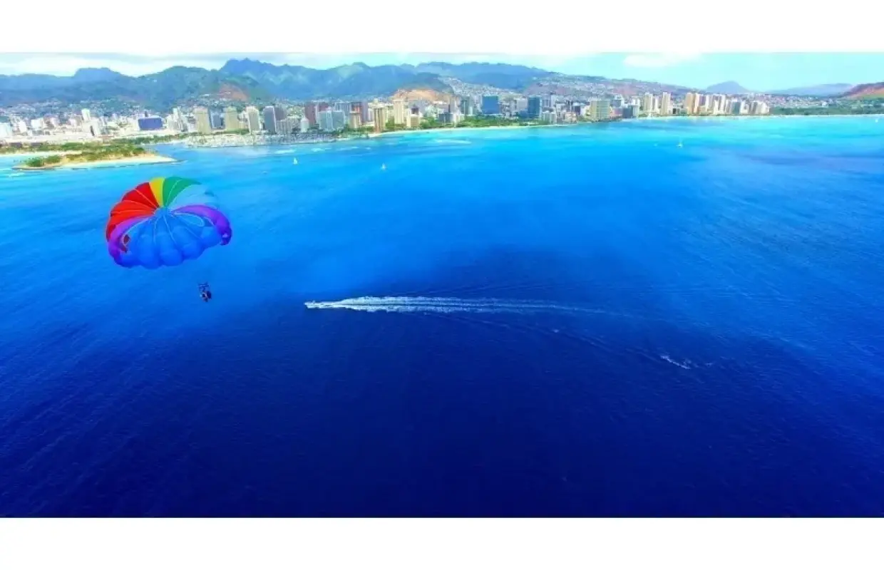 Superb view sound parasailing experience Fun for children and adults! Selectable height 60m / 120m / 200m (Okinawa Ginowan / Parasailing)