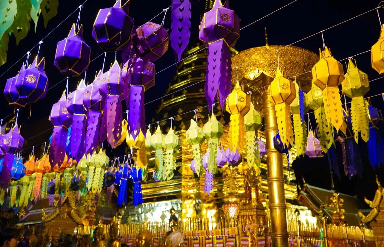 Tour kết hợp ngắm cảnh đêm Wat Umong và Doi Suthep ở Chiang Mai