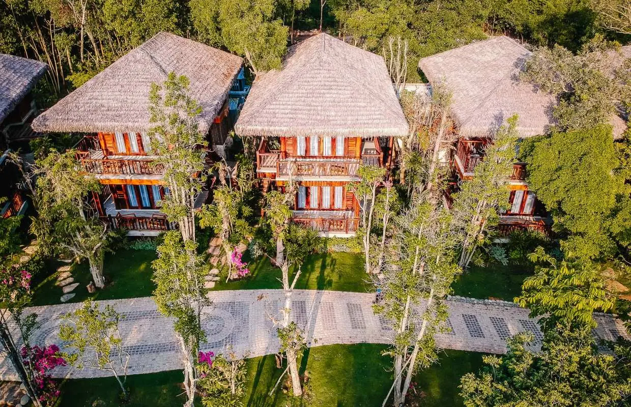 Ocean Bay Resort & Spa Phu Quoc: Combo 5-Star Accommodation with Vietnam eSIM