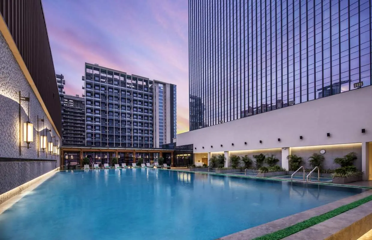 中國深圳/龍華｜深圳龍華希爾頓逸林酒店DoubleTree by Hilton Shenzhen Longhua｜送歡迎曲奇+室內森林兒童樂園+延遲退房｜鄰近清湖地鐵站