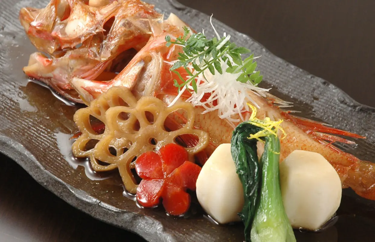 东京六本木、乃木坂、西麻布| 海鲜Onzoushi Matsurokuya（御曹司 松六家）|仅座位预訂