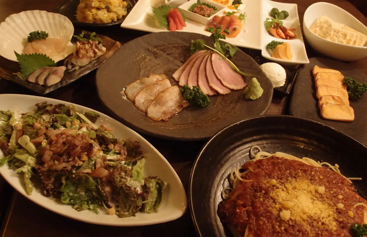 东京三轩茶屋 | Wine Bar Kunsei 201 Goshitsu（吸烟室 201） |仅座位预定
