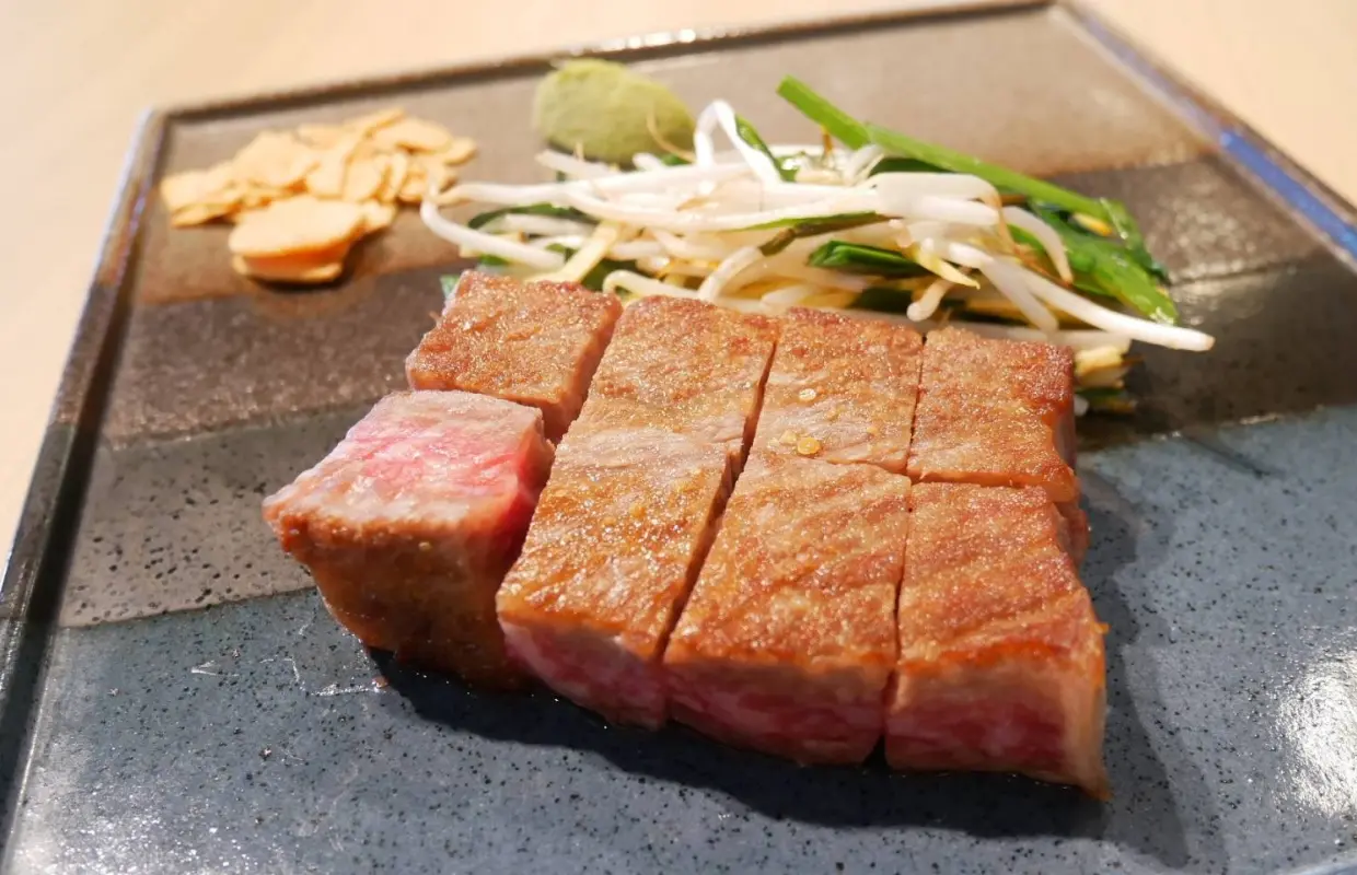 Okinawa Prefecture Ishigaki Island | Steak Yukishio Steak Ishigaki（雪塩ステーキ石垣）| Seat Reservation Only