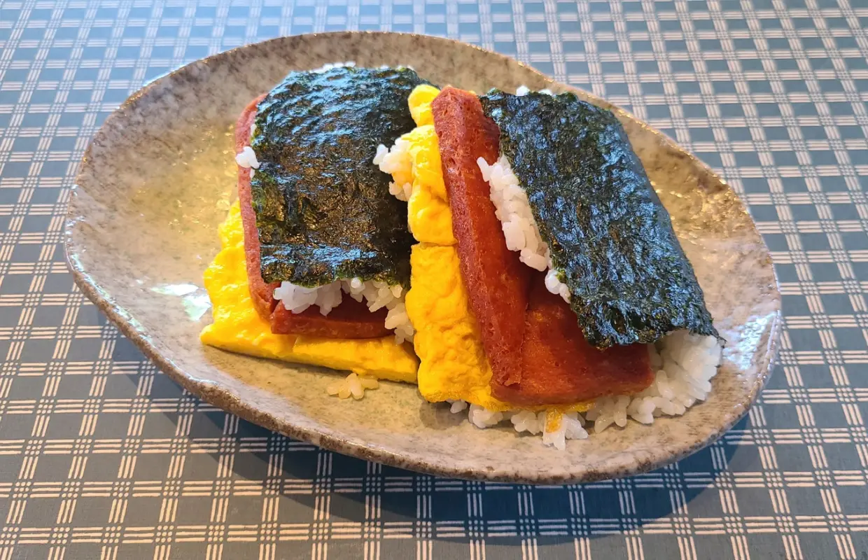 日本｜沖繩民謠居酒屋 美麗物語｜沖繩料理 & 民謠表演｜僅座位預定