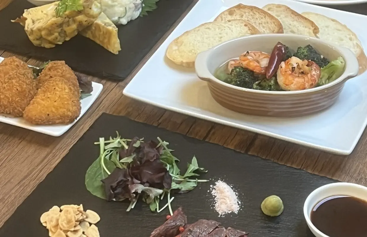 Amagasaki, Hyogo Prefecture | Bar cafe & bal 033（cafe & bal 033）| Seat Reservation Only