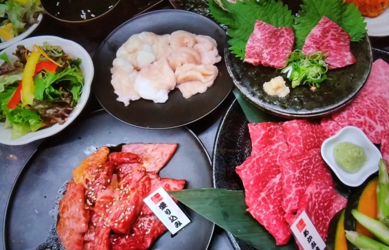 京都府壬生/二條城地區|居酒屋德線和牛烤肉到涮涮鍋一壽司（特選和牛烤肉、涮涮鍋一壽司 Emion 京都店）|僅座位預定