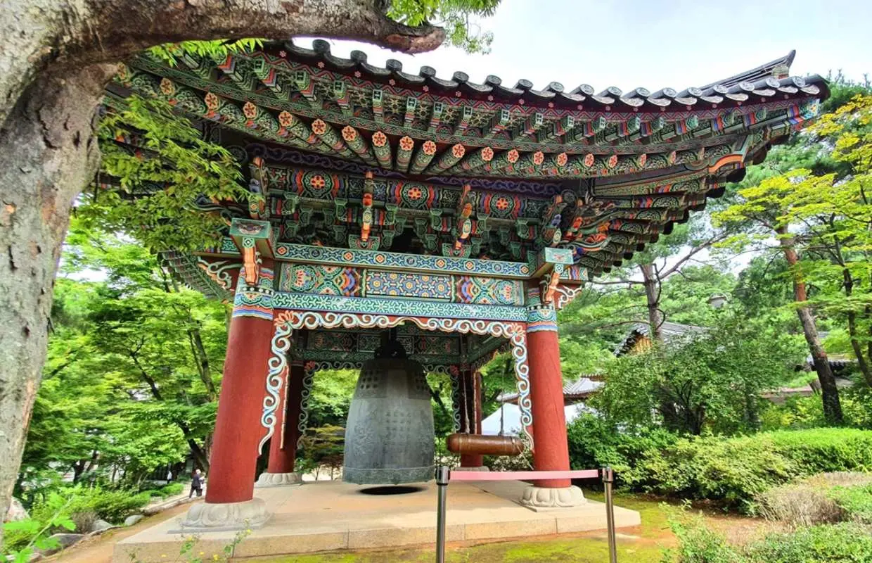 【日本語ガイド】世界文化遺産一日観光！宗廟＆昌徳宮（チマチョゴリ体験）&吉祥寺＆水原華城観光