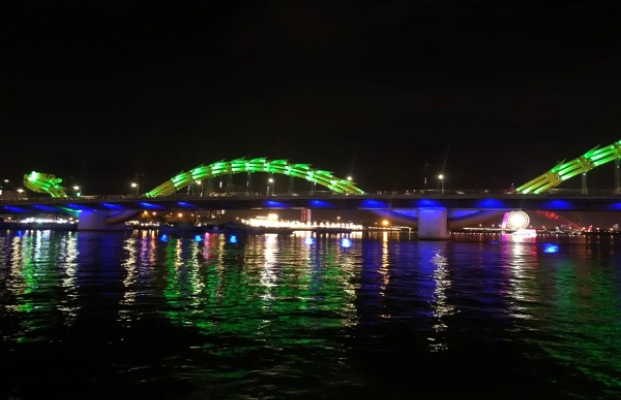 【越南旅遊】KHH超值中越峴港～纜車佛手橋、迦南島竹桶船、美山世界遺產、會安燈籠古鎮五日