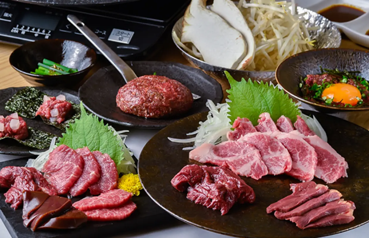 Akasaka, Yakuin, Hirao area, Fukuoka Prefecture | Basashi Senmon Ten Takechan (Horse Sashimi Specialty Restaurant Takechan Shirokane) | Seat Reservation Only