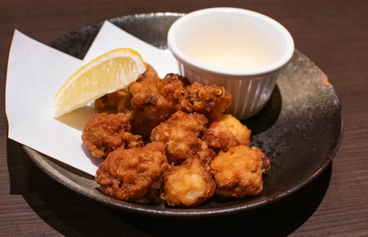 Khu vực thành phố Higashiomi của tỉnh Shiga | sumibi yaki tori torichan（炭火やきとり とりちゃん 八日市店)| Chỉ đặt chỗ
