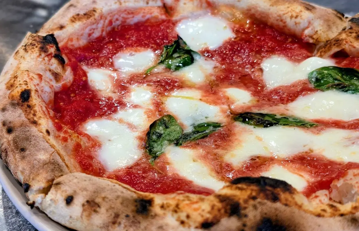 Inashiki and Ami, Ibaraki Prefecture | pittsuxeriachero (Pizzeria Chero) | Seat Reservation Only