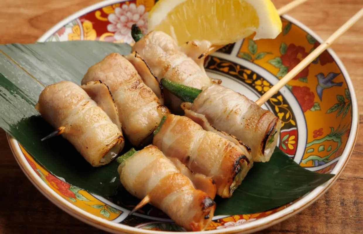 东京、汐留和新桥| 海鲜名物屋（名物屋新桥店） |仅座位预订