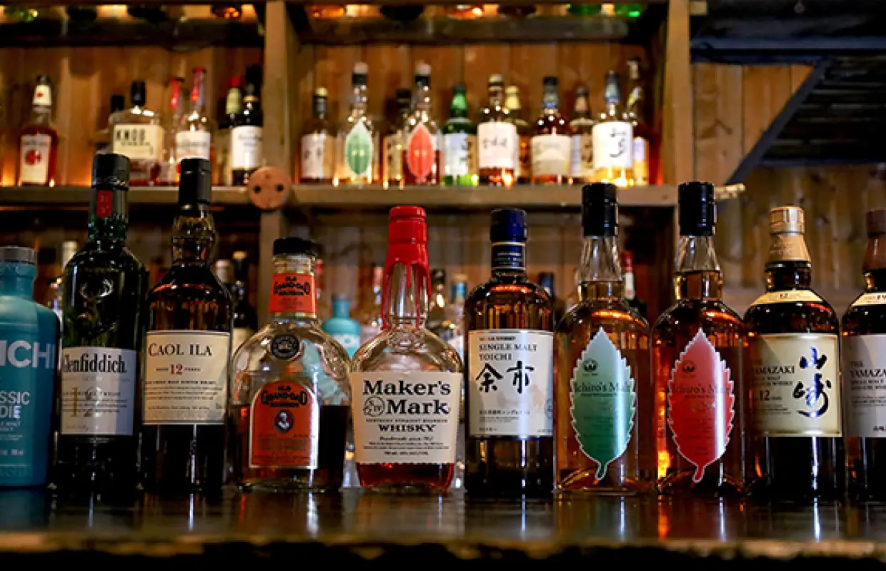 โนดะ, ฟุกุชิมะ, จังหวัดโอซาก้า | NAGAYA no BAR Azumaya (นากายะ โนะ บาร์ อาซูมายะ) | เฉพาะจองที่นั่งเท่านั้น