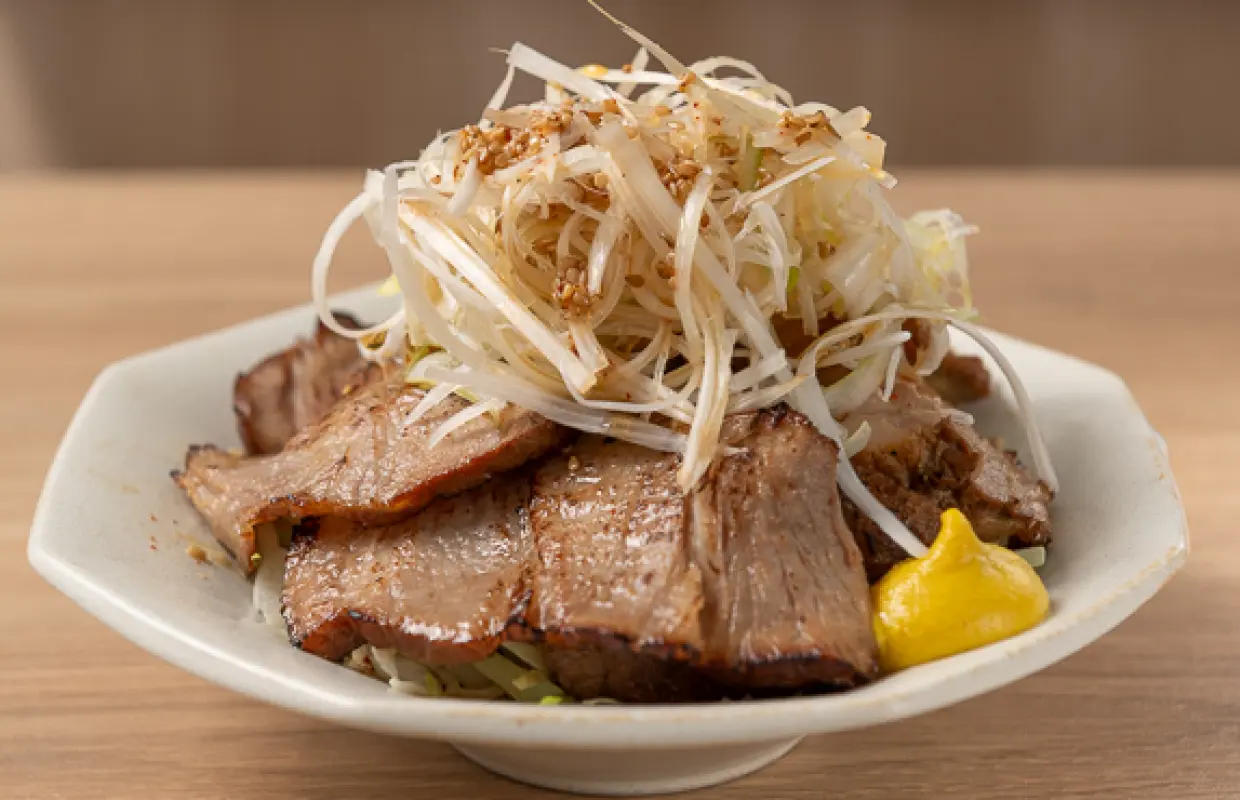 东京、新桥/汐留 |肉类菜肴 Gyoza to Chashu Terubozu（饺子和烤猪肉 Terubozu） |仅座位预订