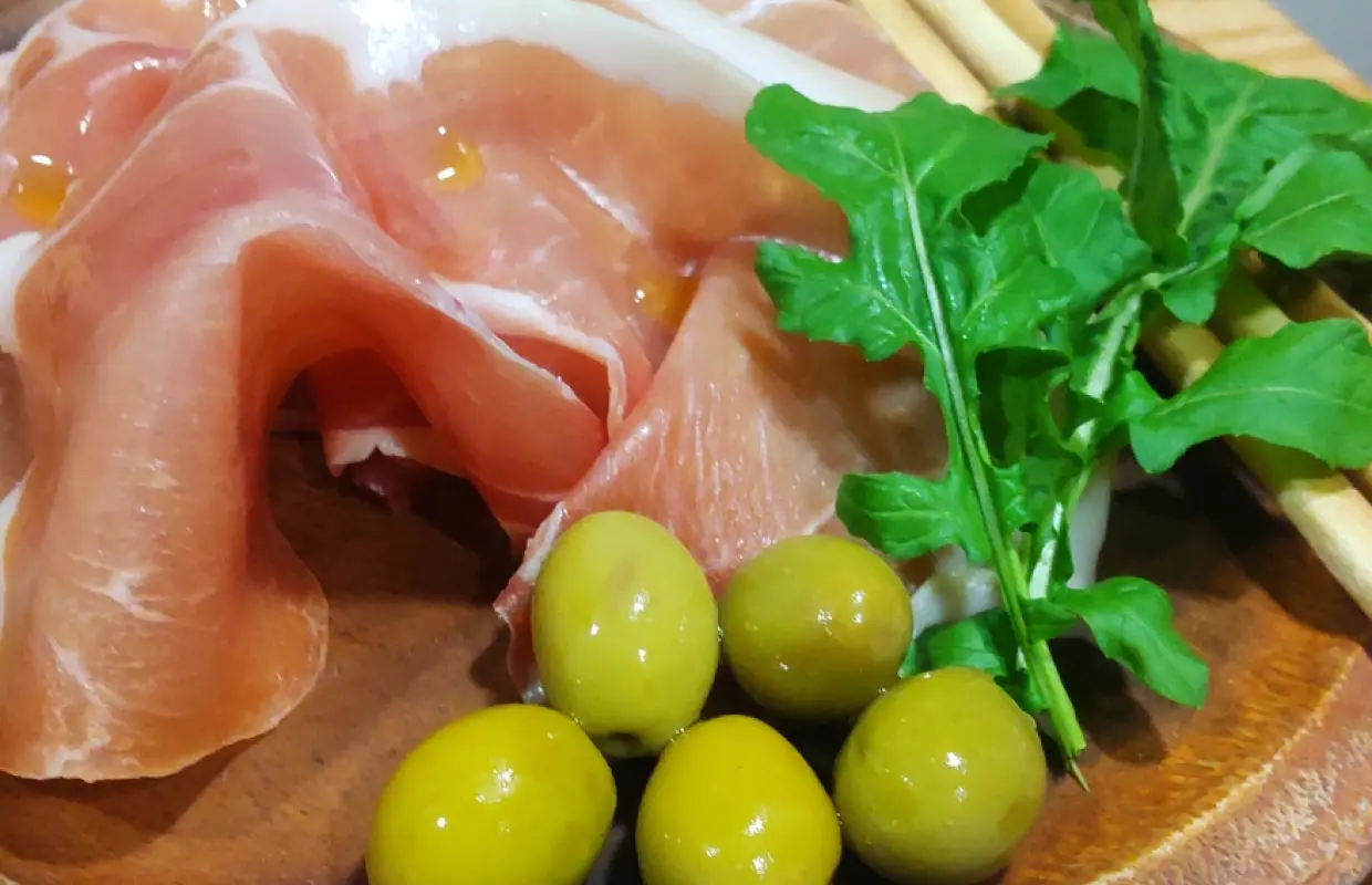 Numazu and Mishima, Shizuoka Prefecture | altiero (altiero) | Seat Reservation Only