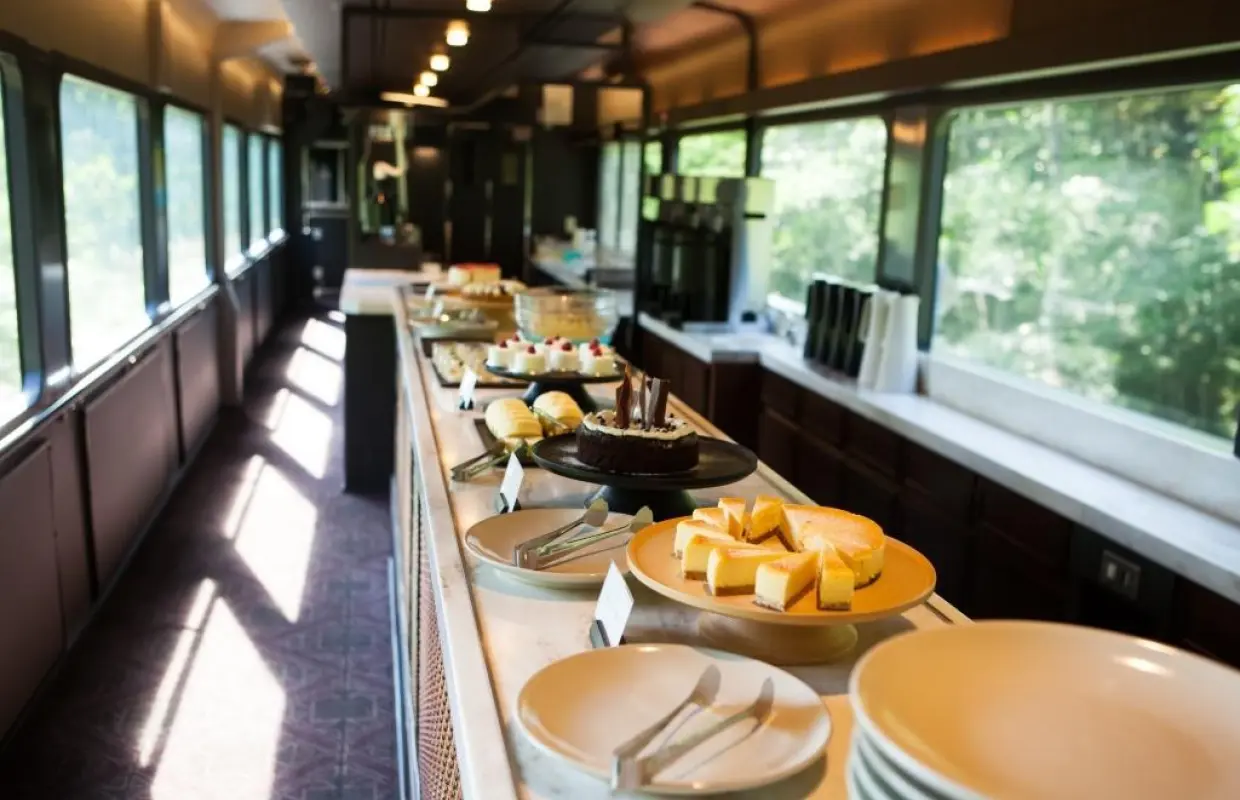 【日本旅遊】東北Emotion列車～愉快美食饗宴、奧入瀨輕健行、松島灣採水果、溫泉百選飯店五日