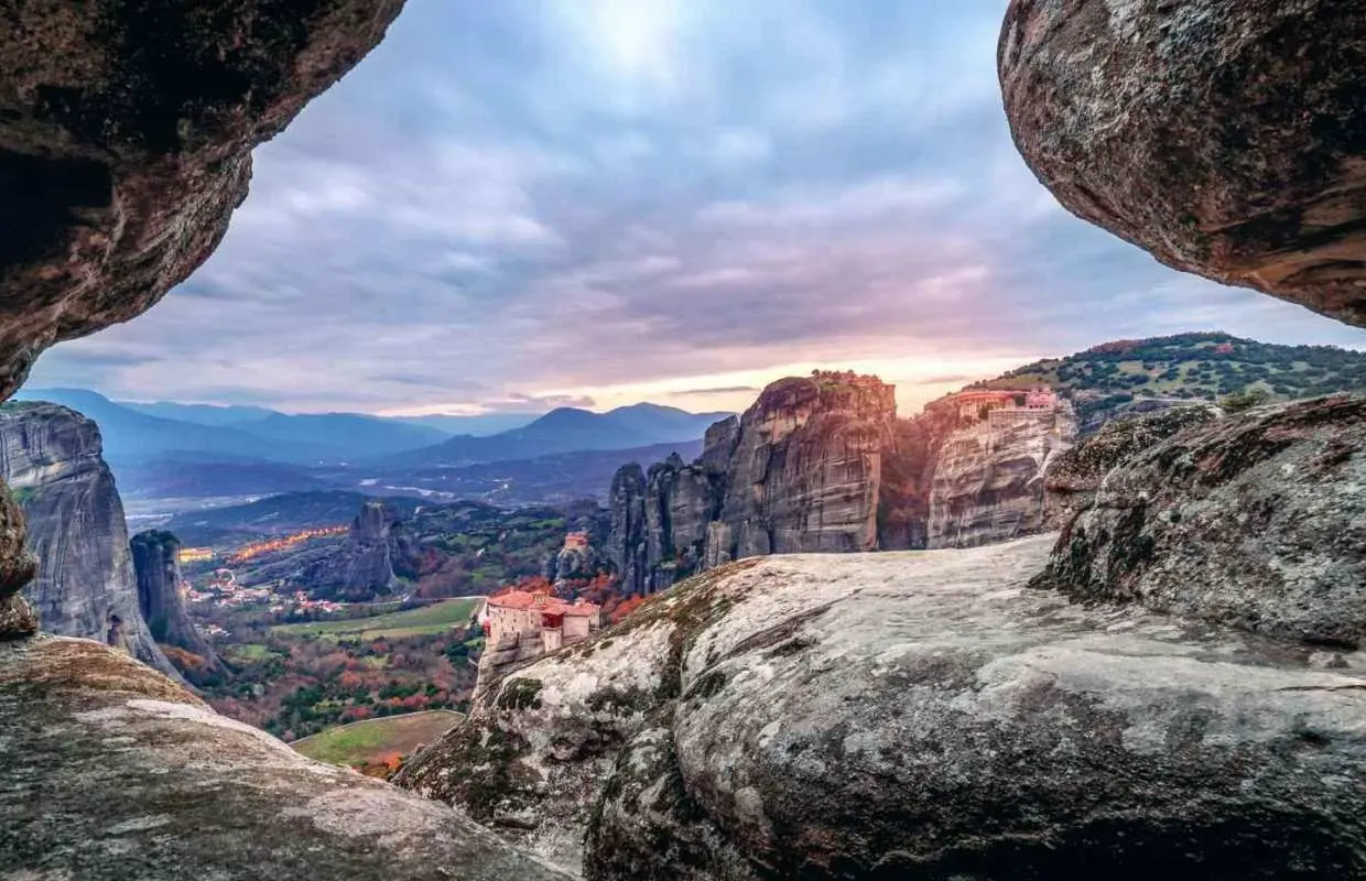Meteora: Sunset Hike to Secret Caves｜Greece