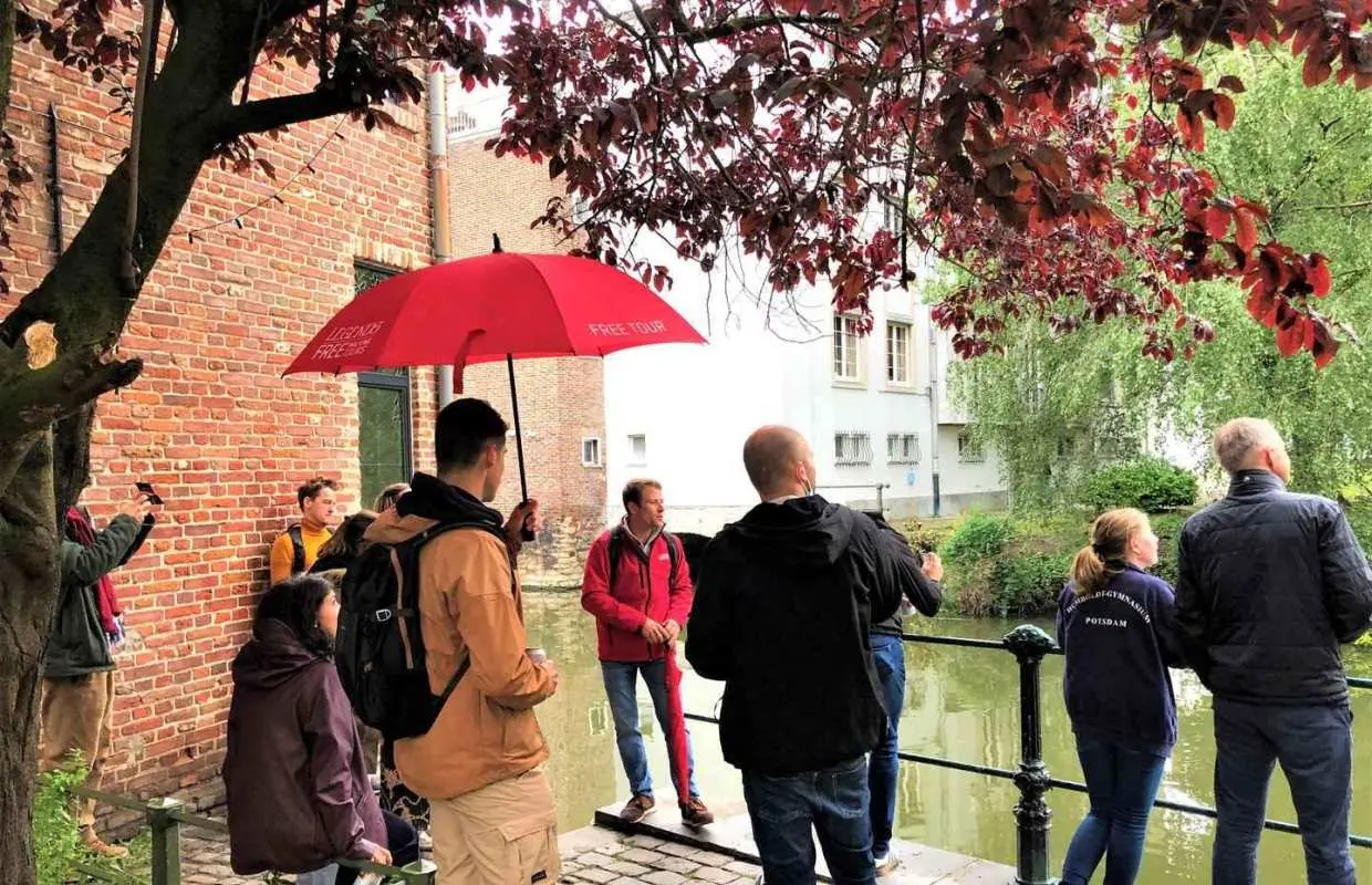 Private Alternative Tour: The Dark Side of Ghent｜Belgium