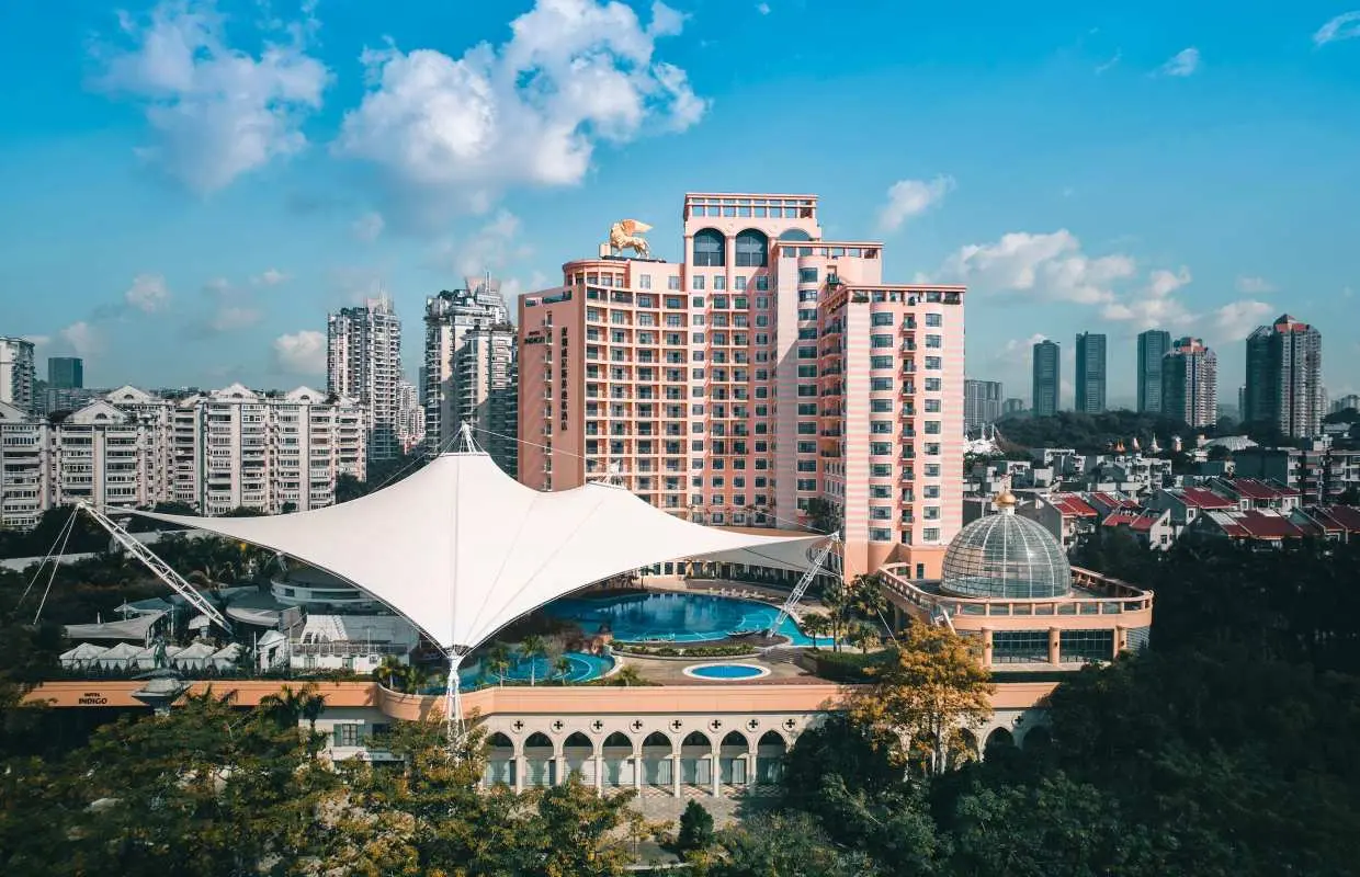 【中國/深圳】深圳威尼斯英迪格酒店 Hotel Indigo Shen Zhen｜住宿優惠｜行政酒廊 世界之窗科技煙花｜超大室外帆船泳池｜圓弧穹頂室內恆溫泳池｜ 萬象天地 ｜歡樂谷｜地鐵世界之窗站