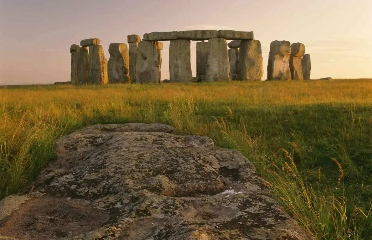 From London: Stonehenge, Windsor, and Bath Small Group Tour｜United Kingdom