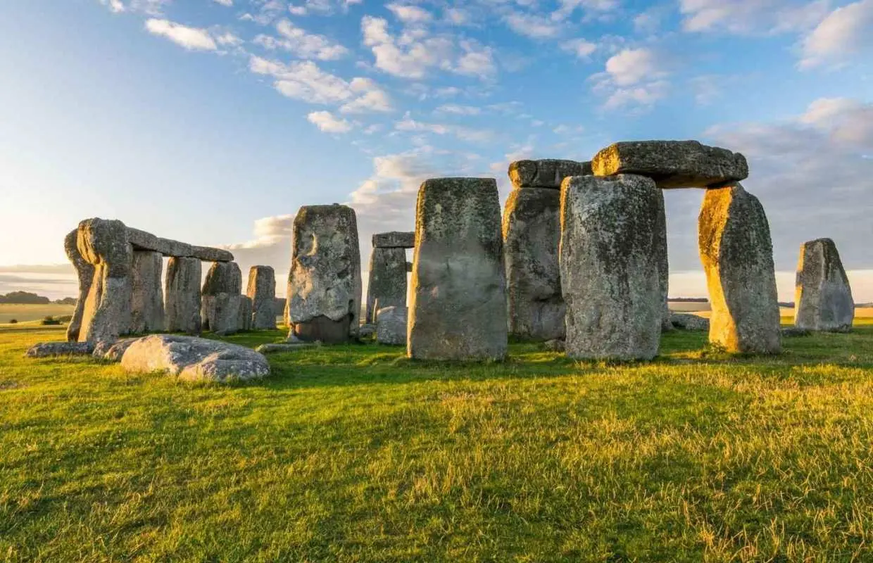 London: Stonehenge and Bath Day Trip with Roman Baths｜United Kingdom