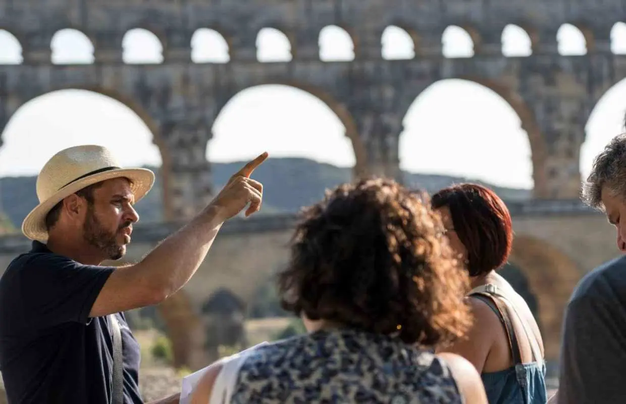Avignon, Saint-Rémy, Les Baux & Pont du Gard Full Day｜France