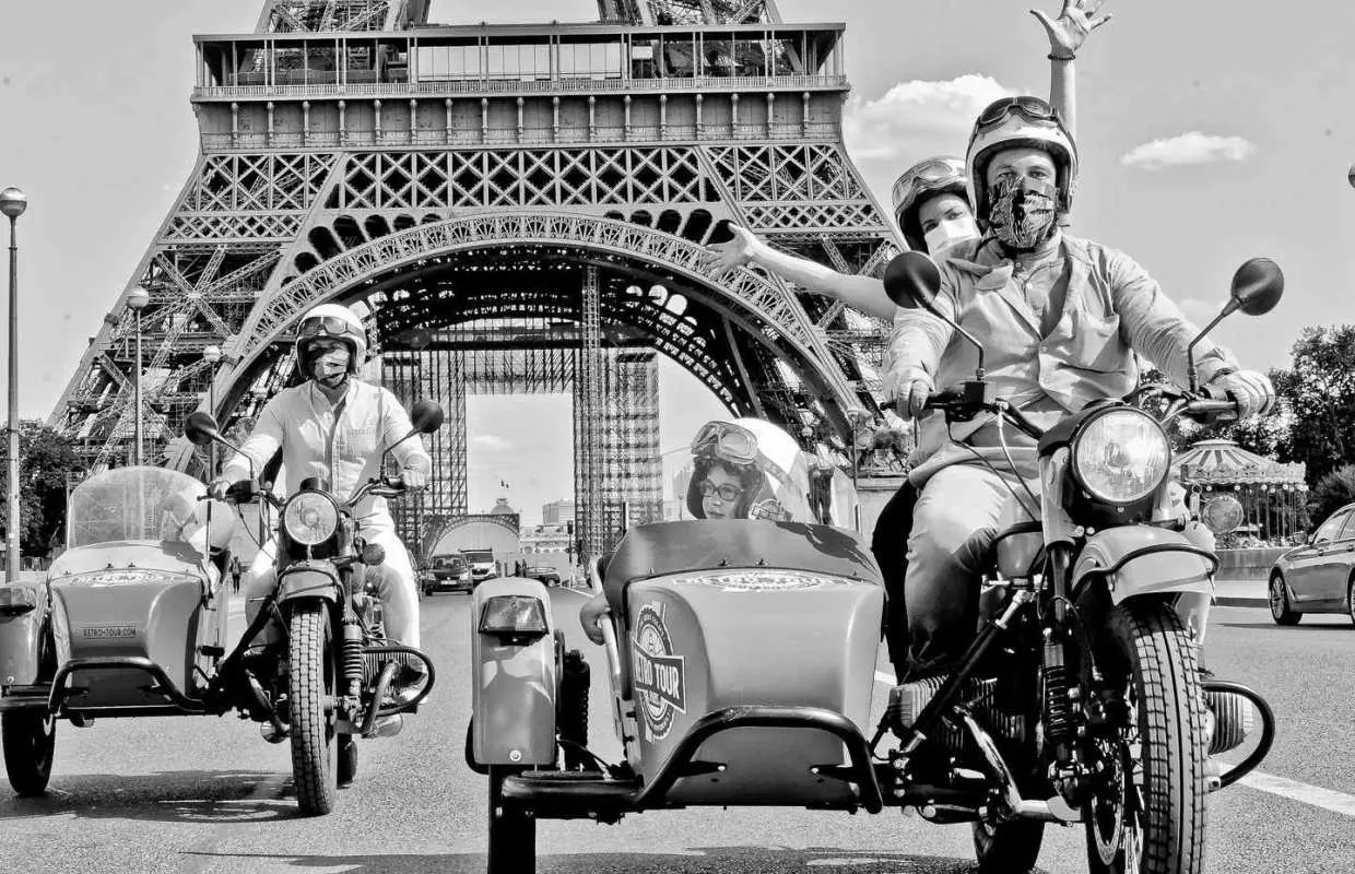 Paris: Private, Tailor made, Guided Tour on Vintage Sidecar｜France
