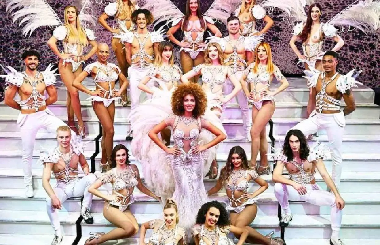 Paris: 3-Course Dinner & Show at Paradis Latin Cabaret｜France