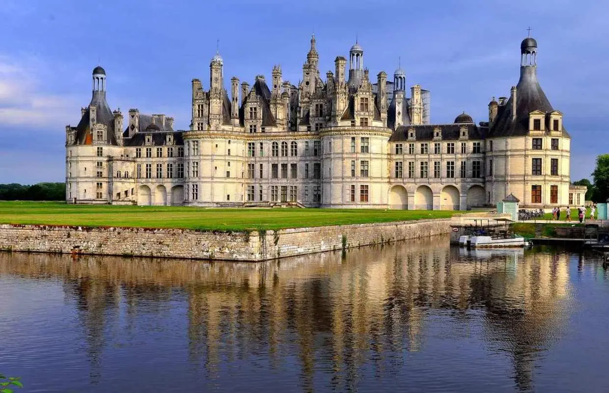 From Tours: Chenonceau and Chambord Castles Guided Tour｜France