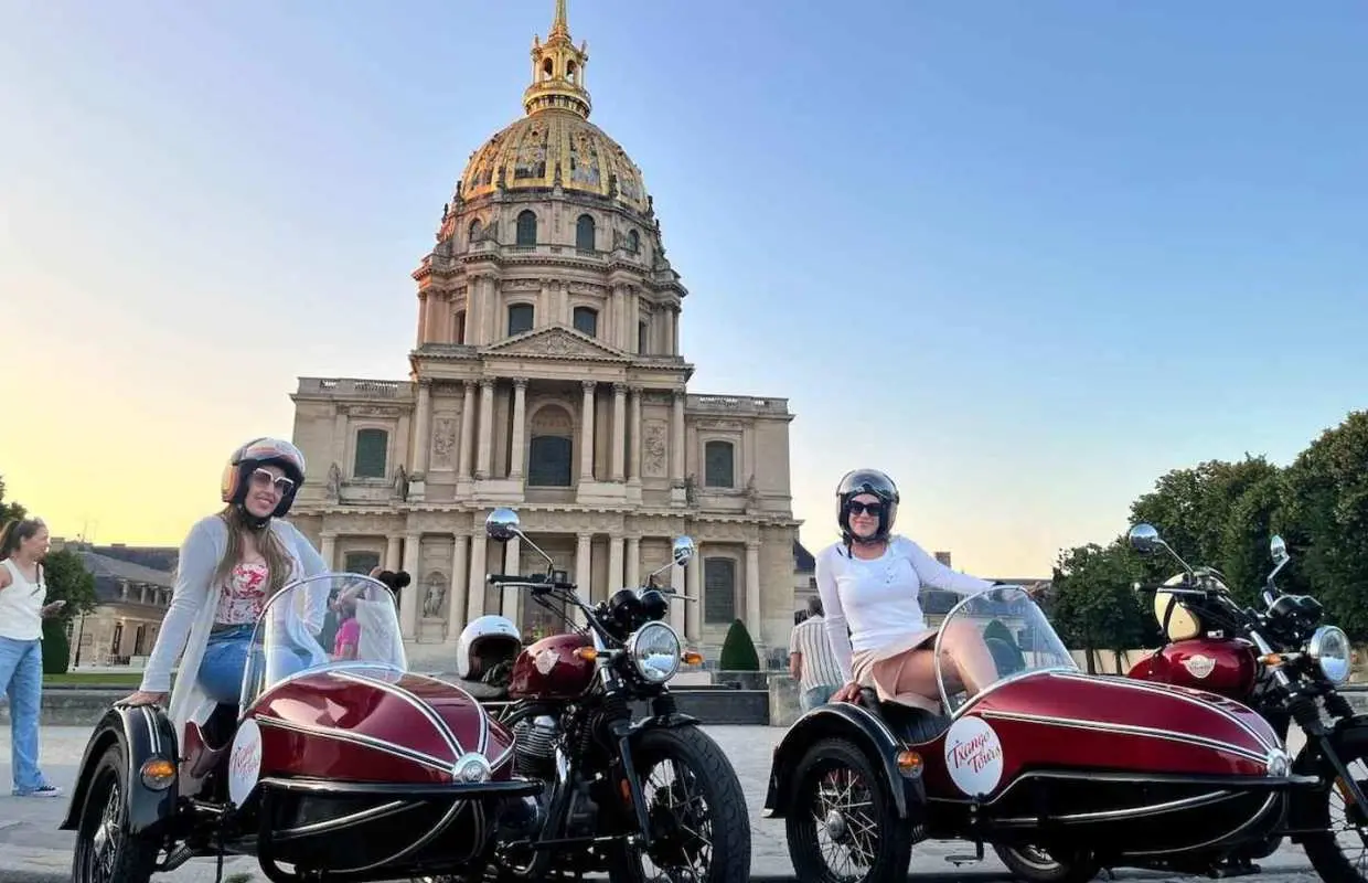 Paris by sidecar 1HR Tour｜France