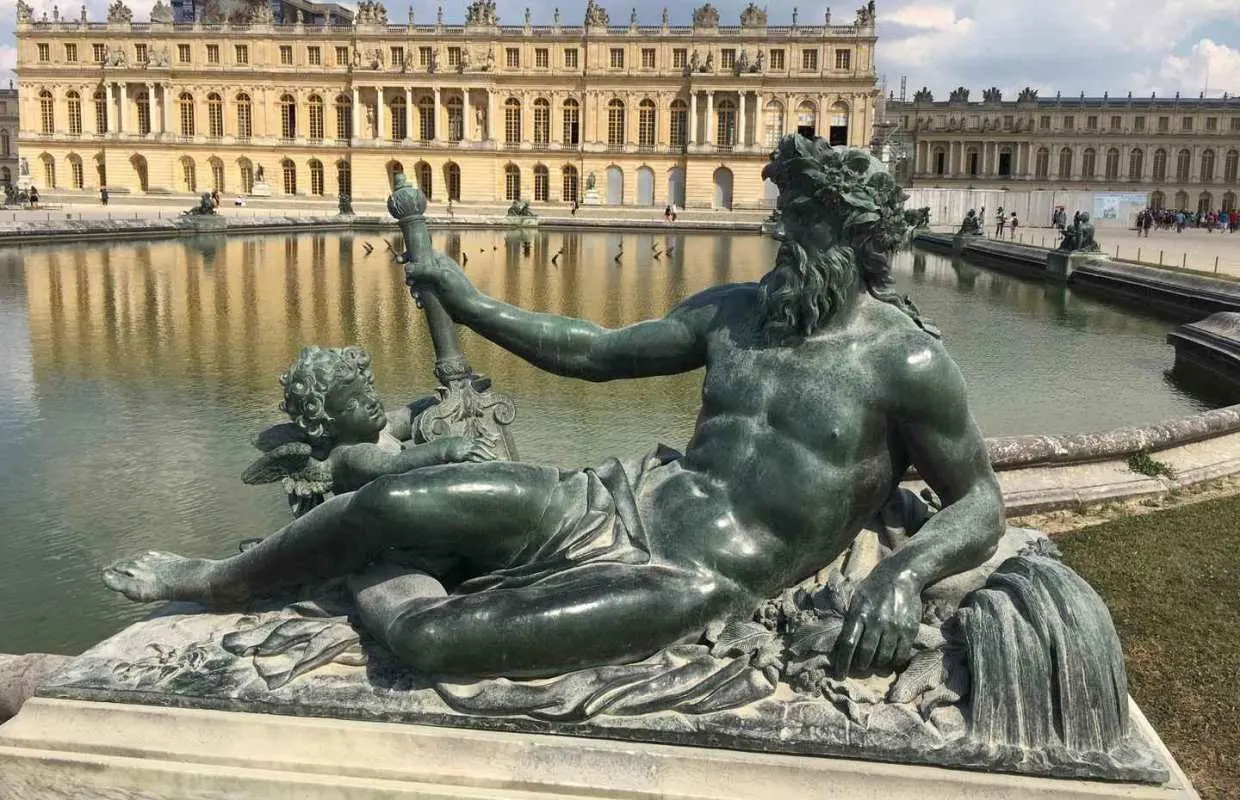 Paris and Versailles Palace: Full day private guided Tour｜France